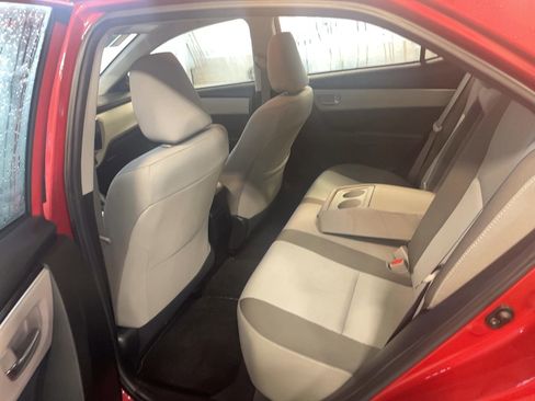 Used 2017 Toyota Corolla LE image 19