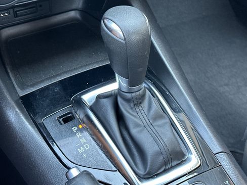 Used 2016 MAZDA MAZDA3 i Sport w/ Preferred Equipment Package image 22