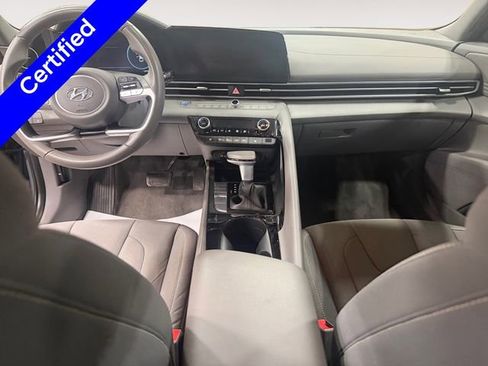 Certified 2023 Hyundai Elantra SEL w/ Convenience Package FWD image 11