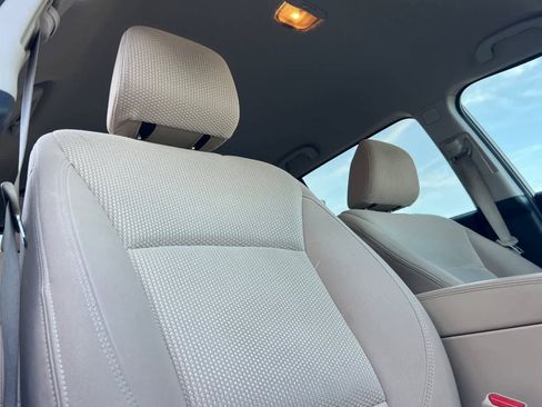 Used 2019 Subaru Outback 2.5i Premium AWD/4WD image 19