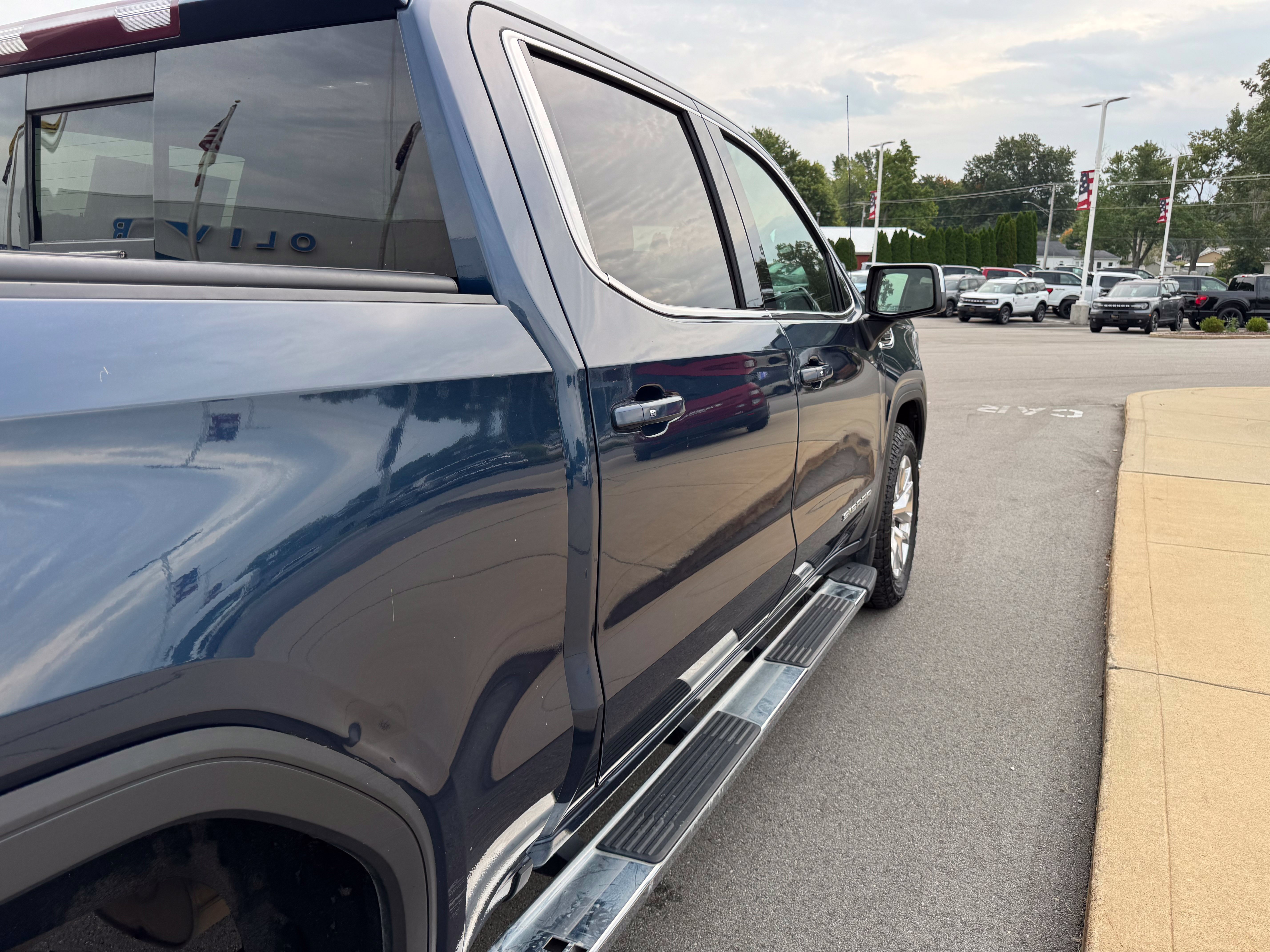 Used 2019 GMC Sierra 1500 SLE w/ SLE Value Package AWD/4WD image 20