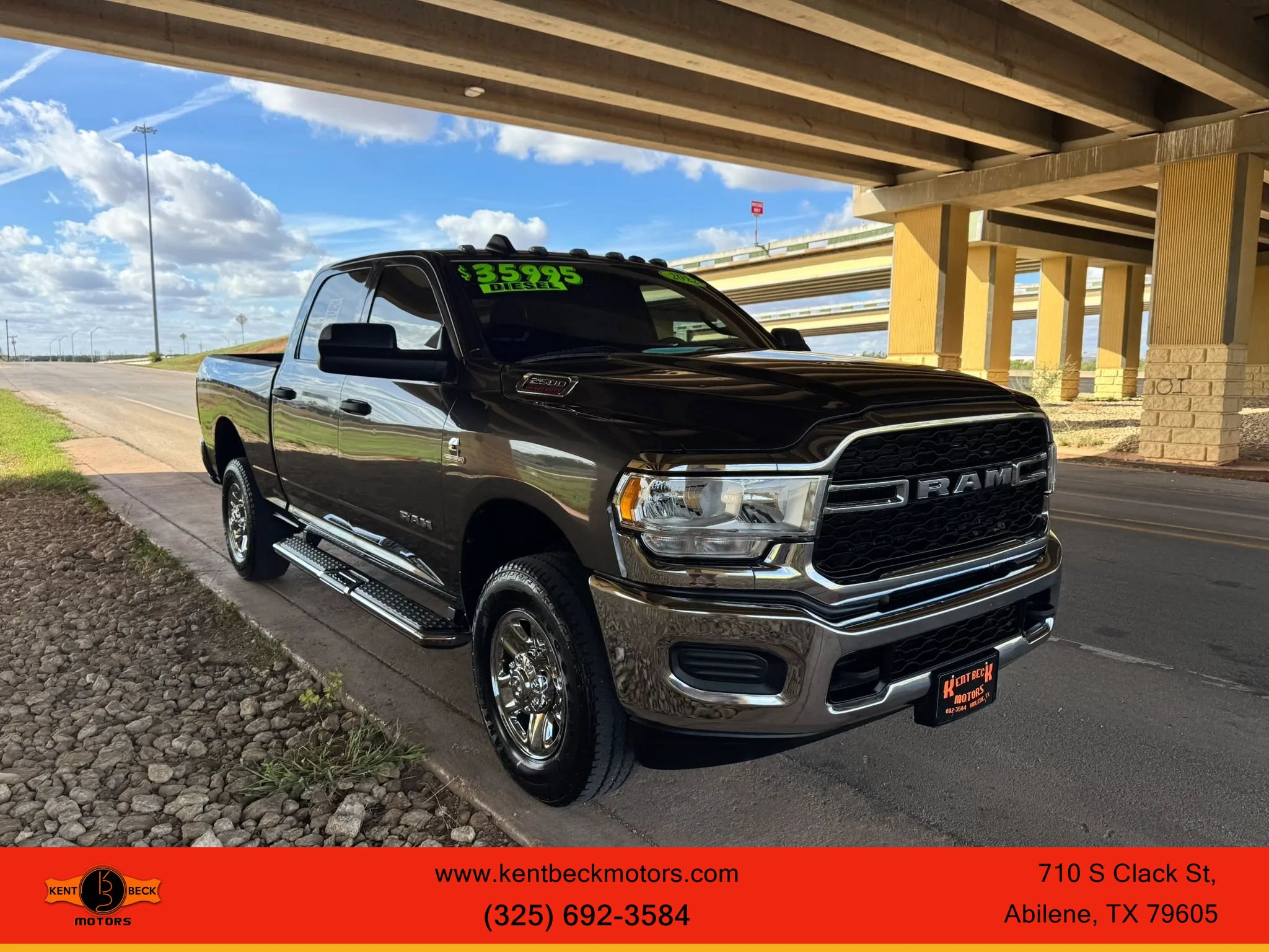 Used 2022 RAM 2500 Tradesman AWD/4WD image 1