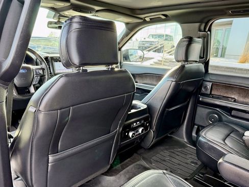Certified 2019 Ford Expedition Max Limited image 12