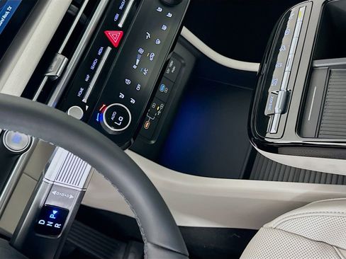 New 2026 Hyundai Tucson Limited FWD image 15
