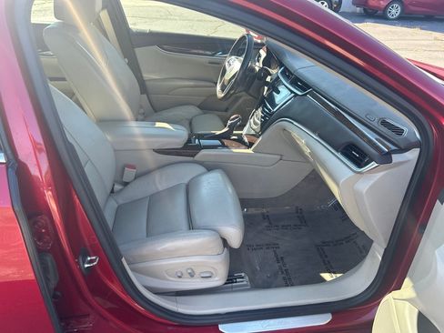 Used 2013 Cadillac XTS Luxury AWD/4WD image 12