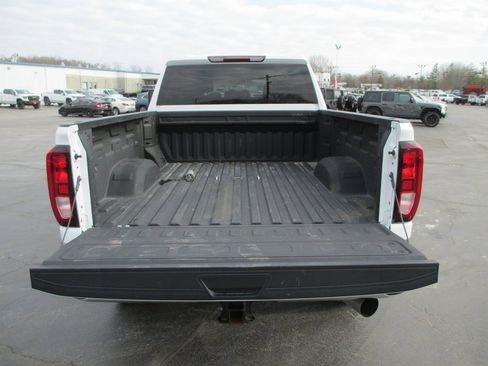 Certified 2022 GMC Sierra 2500 Pro w/ Convenience Package image 7