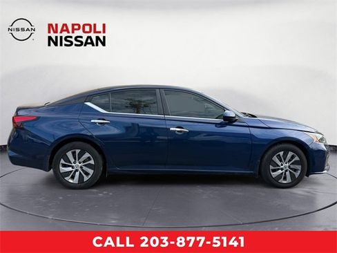 Certified 2023 Nissan Altima 2.5 S image 1