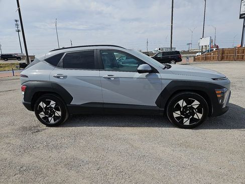 Used 2024 Hyundai Kona SEL w/ Convenience Package image 9