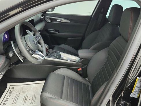 Used 2024 Dodge Hornet R/T w/ R/T Blacktop Package image 18