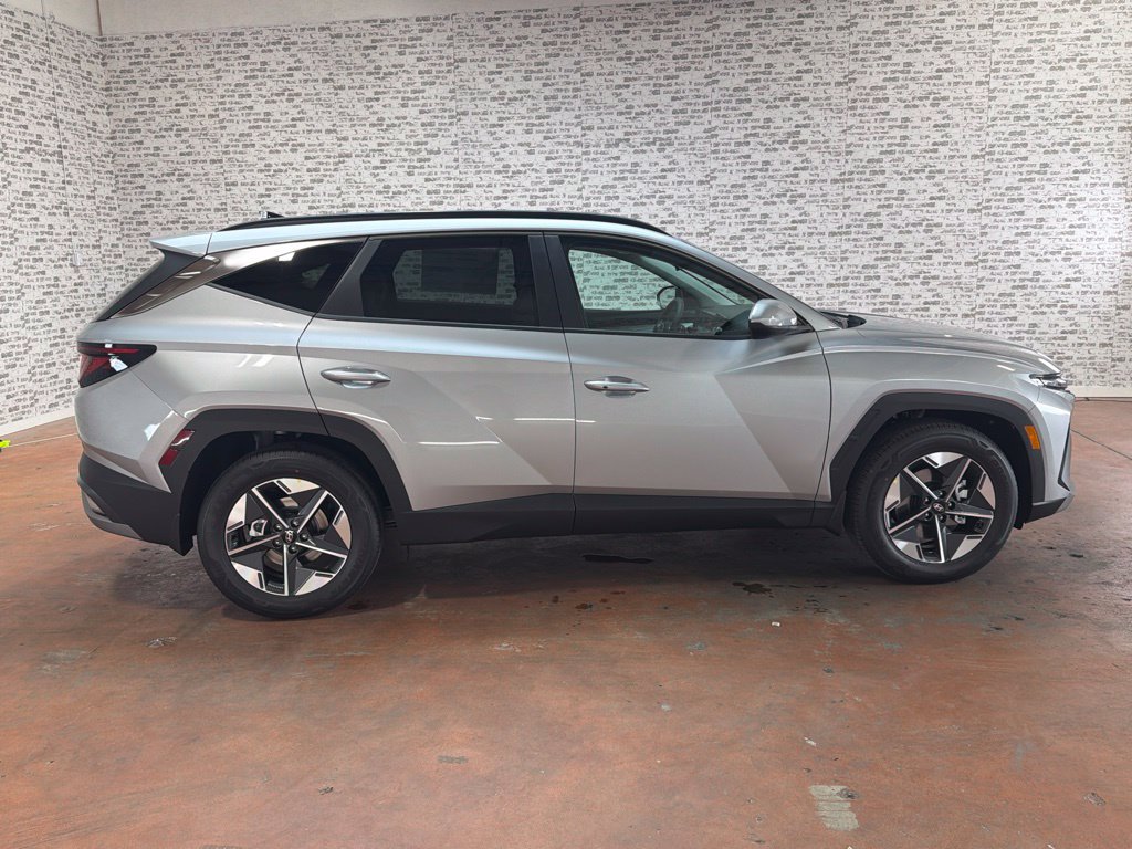 New 2026 Hyundai Tucson SEL w/ Tow & Go Package FWD image 8