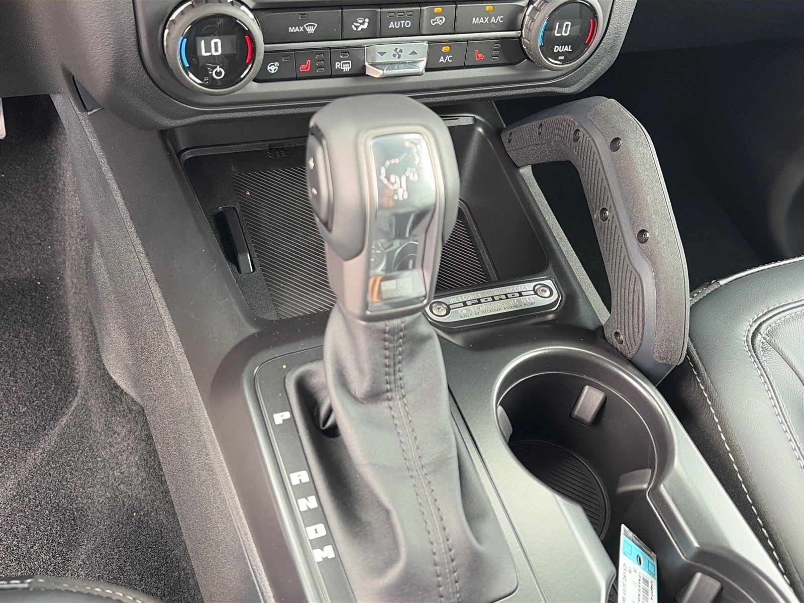 New 2026 Ford Bronco Outer Banks w/ Sasquatch Package AWD/4WD image 10