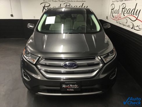 Used 2017 Ford Edge Titanium w/ Equipment Group 302A image 4
