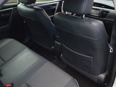 Used 2015 Toyota Corolla S FWD image 33