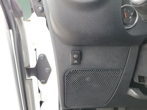 Used 2012 Jeep Wrangler Sport AWD/4WD image 27