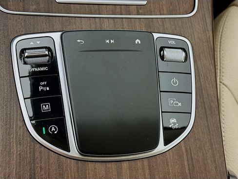 Used 2022 Mercedes-Benz GLC 300 GLC 300 w/ Premium Package Lite image 21