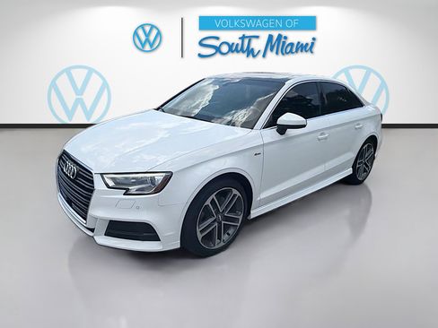 Used 2018 Audi A3 2.0T Premium Plus FWD image 3