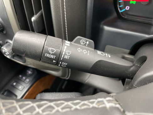 Used 2019 Chevrolet Silverado 3500 High Country w/ Duramax Plus Package image 27