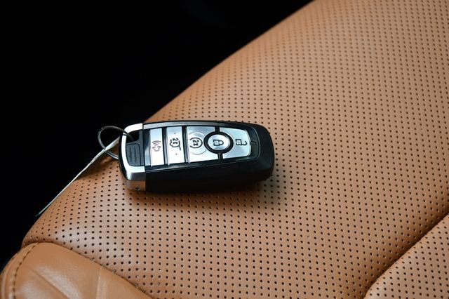 Used 2024 Ford Expedition Max Platinum AWD/4WD image 43