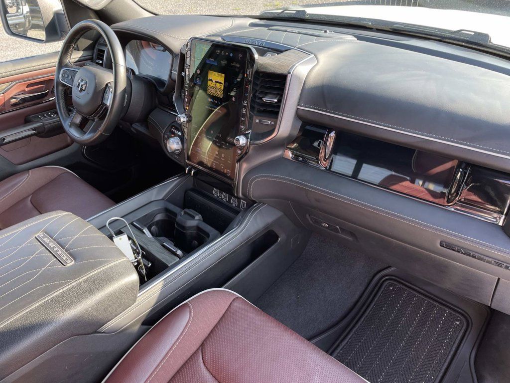 Used 2025 RAM 1500 Limited AWD/4WD image 32