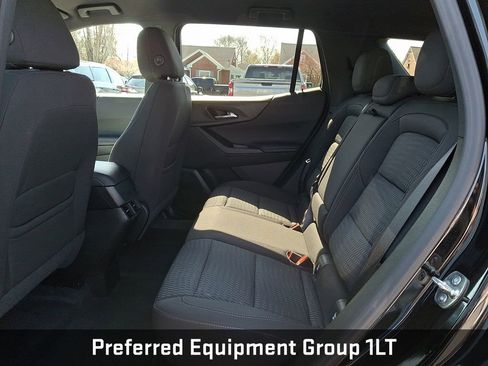 Used 2025 Chevrolet Equinox LT image 12