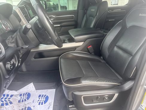 Used 2020 RAM 1500 Laramie w/ Sport Appearance Package AWD/4WD image 14