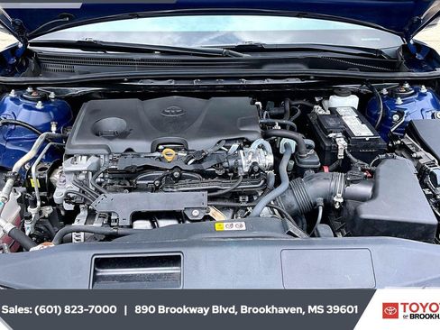 Used 2024 Toyota Camry SE FWD image 8