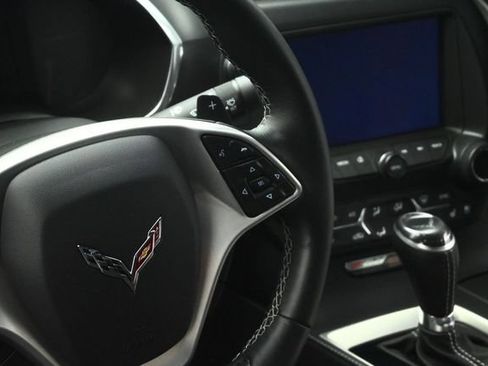 Used 2015 Chevrolet Corvette Z06 w/ 3LZ Preferred Equipment Group RWD image 41