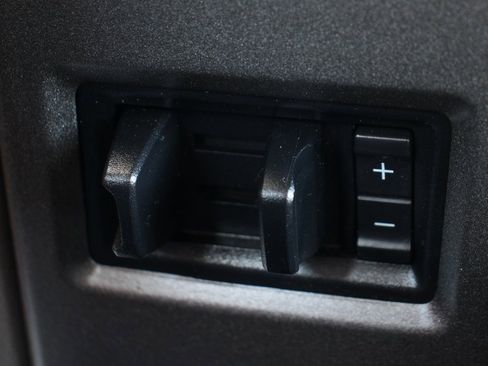 Used 2021 Ford F350 XL w/ Power Equipment Group image 33