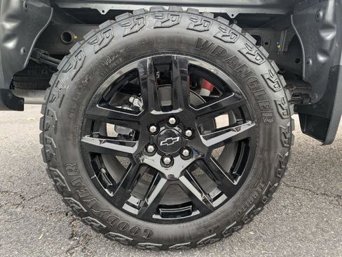 New 2026 Chevrolet Silverado 1500 LT Trail Boss w/ Convenience Package II image 17