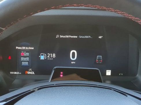 Used 2025 Ford Explorer ST-Line w/ ST-Line Street Pack image 26