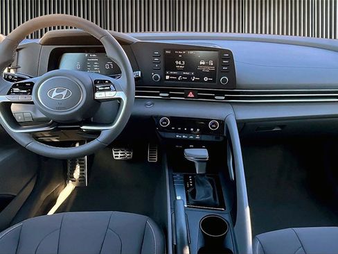 New 2026 Hyundai Elantra Sport image 5