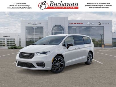 New 2026 Chrysler Pacifica Select