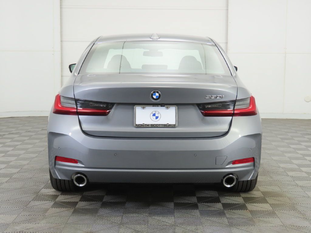 Used 2026 BMW 330i Sedan w/ Convenience Package RWD image 7