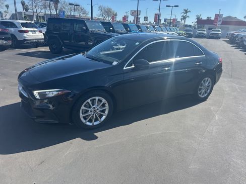 Used 2020 Mercedes-Benz A 220 image 3