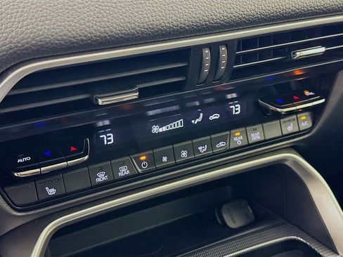 Used 2024 MAZDA CX-90 3.3 Turbo w/ Premium Package image 18