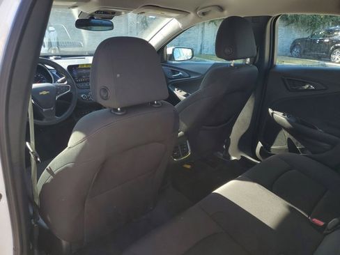 Used 2023 Chevrolet Malibu LT image 19