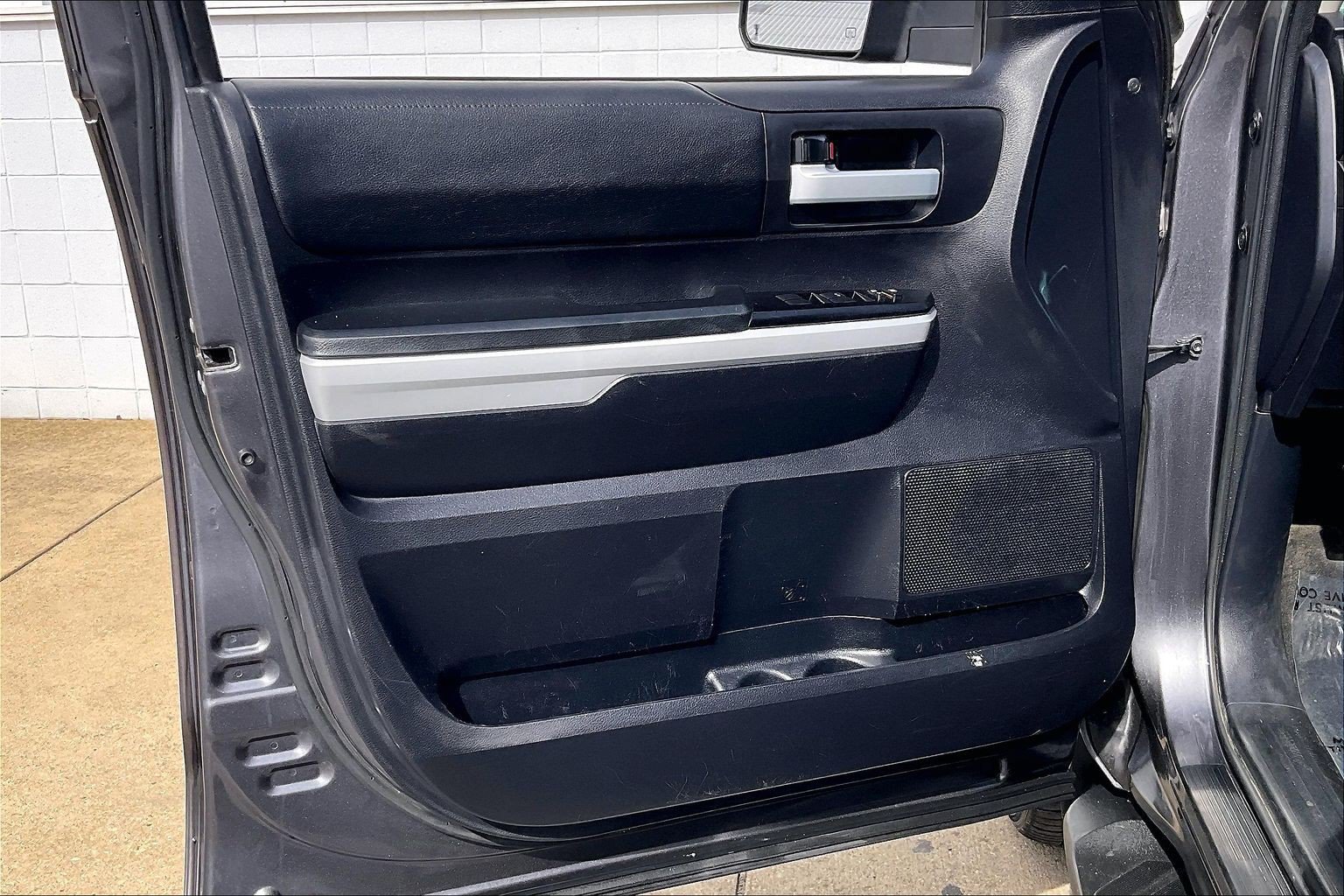 Used 2020 Toyota Tundra SR5 w/ TRD Sport Package AWD/4WD image 27