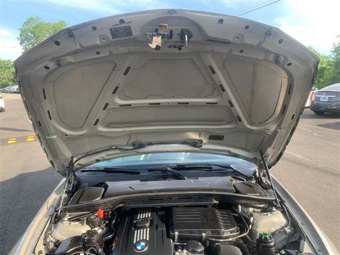 Used 2009 BMW 135i Convertible image 37