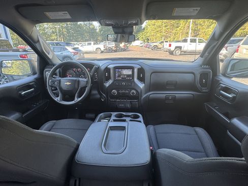 Used 2022 Chevrolet Silverado 1500 Custom image 15