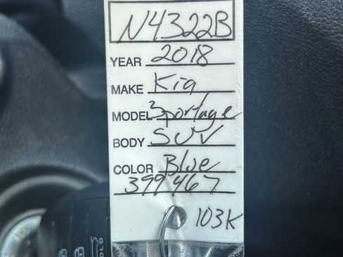 Used 2018 Kia Sorento LX AWD/4WD image 15