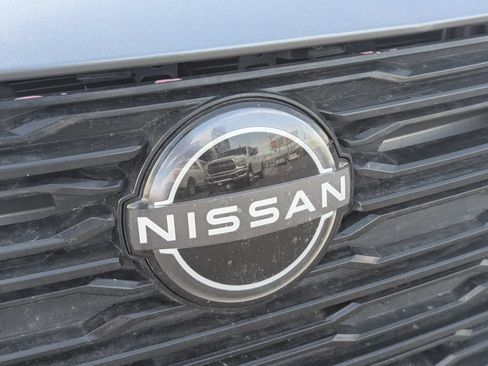 Used 2025 Nissan Altima 2.5 SV FWD image 11