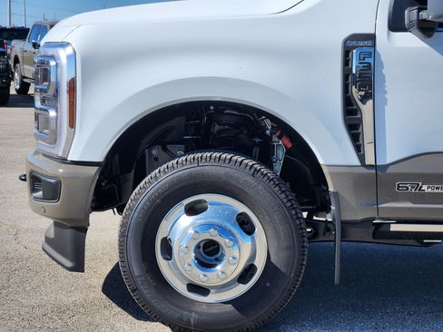 New 2026 Ford F350 King Ranch AWD/4WD image 7