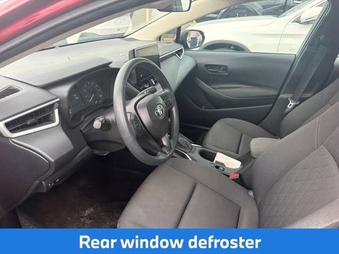 Used 2025 Toyota Corolla LE FWD image 11