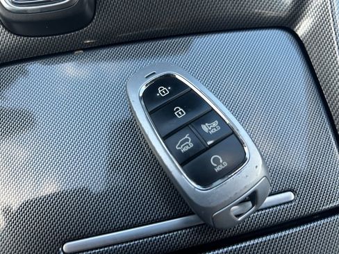 Used 2023 Hyundai Santa Fe SEL image 33