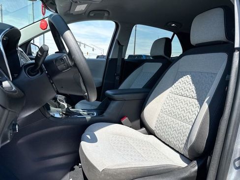 Used 2023 Chevrolet Equinox LS AWD/4WD image 11