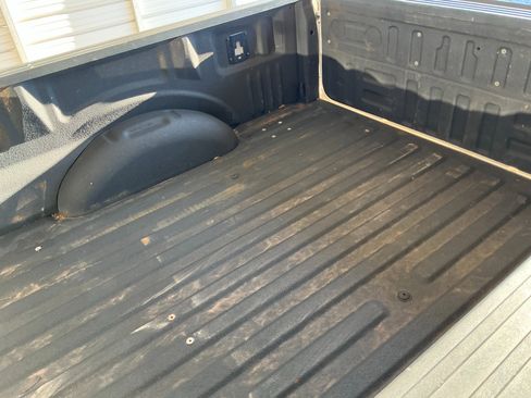 Used 2018 Ford F150 XL w/ Equipment Group 101A Mid image 7