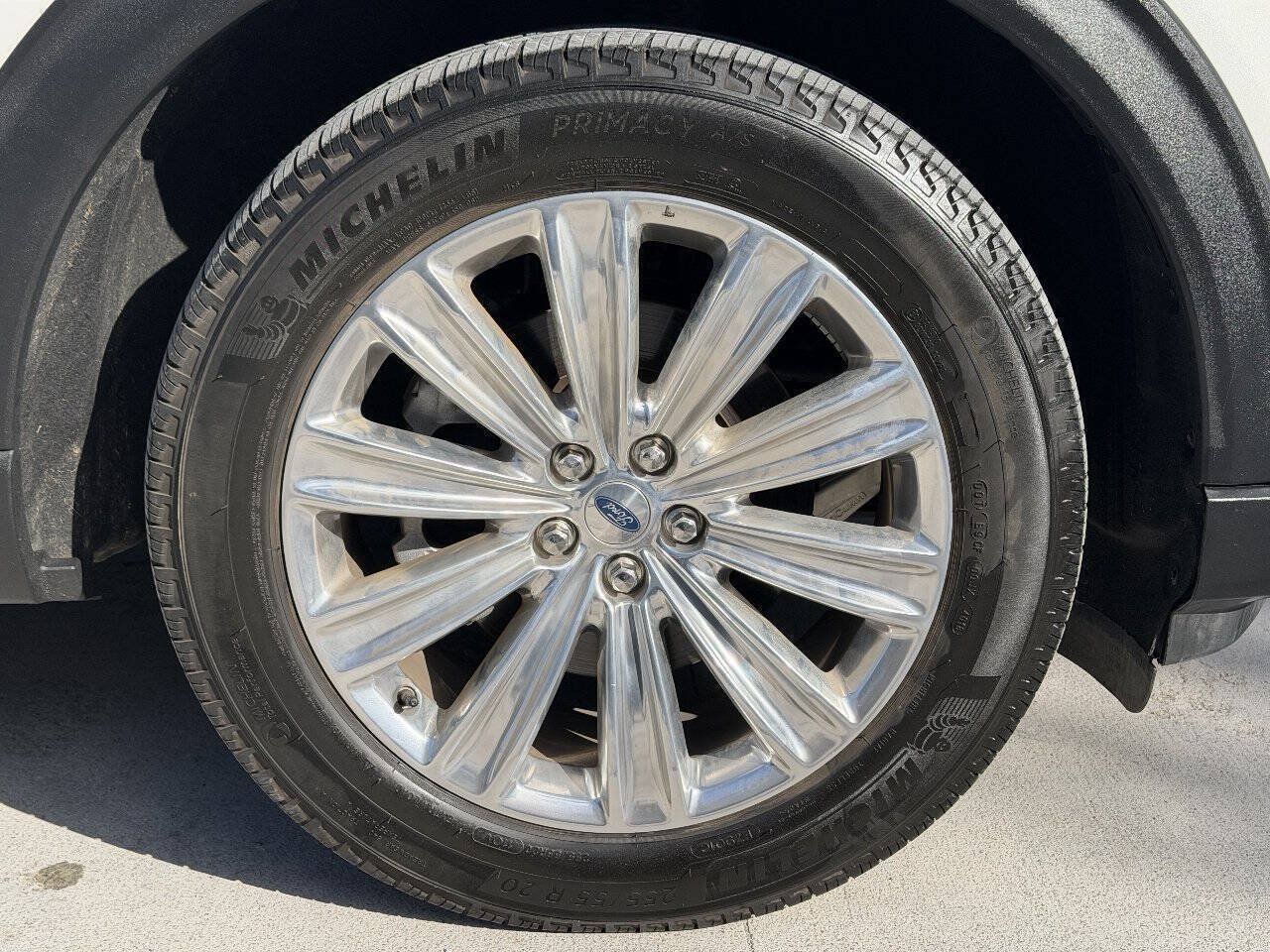 Used 2020 Ford Explorer Limited AWD/4WD image 33