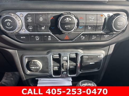 Used 2018 Jeep Wrangler Unlimited Sport S AWD/4WD image 10
