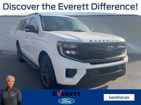 New 2026 Ford Expedition Platinum w/ Stealth Appearance Package image 1