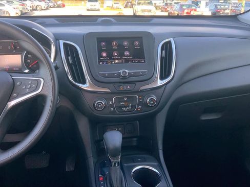 Used 2023 Chevrolet Equinox LT w/ LPO, Floor Liner Package image 6